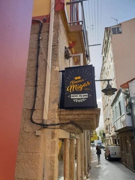 Banderolas — Rotulación comercial en Moaña, O Morrazo y Vigo